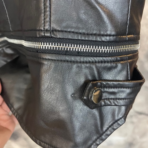 Two Feather Vegan Jacket, Cropped and Customizable - Picture 5 of 12